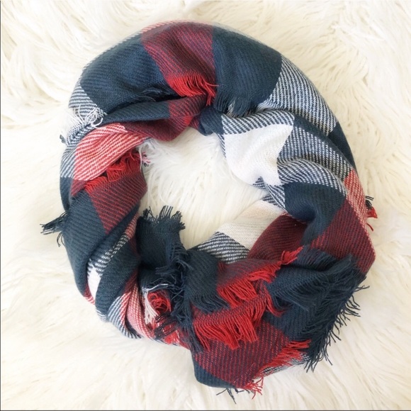 Accessories - Plaid Blanket Scarf